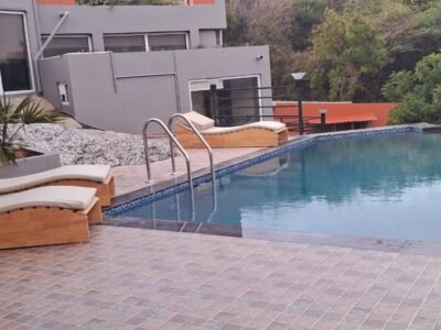 Locale Hilltop Home